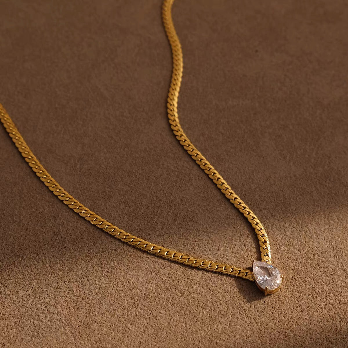 Pear-Cut Zircon Necklace