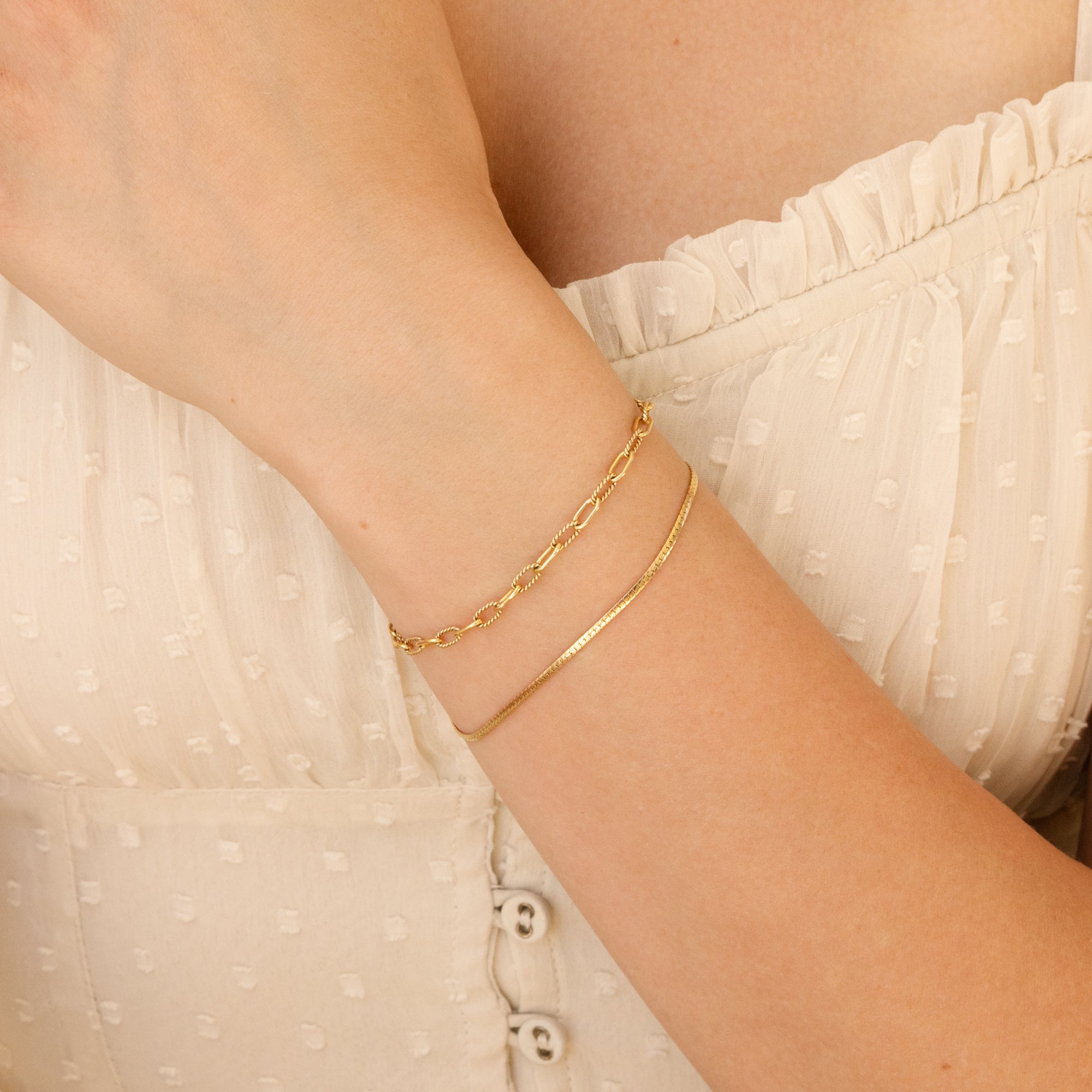Dainty Herringbone Bracelet