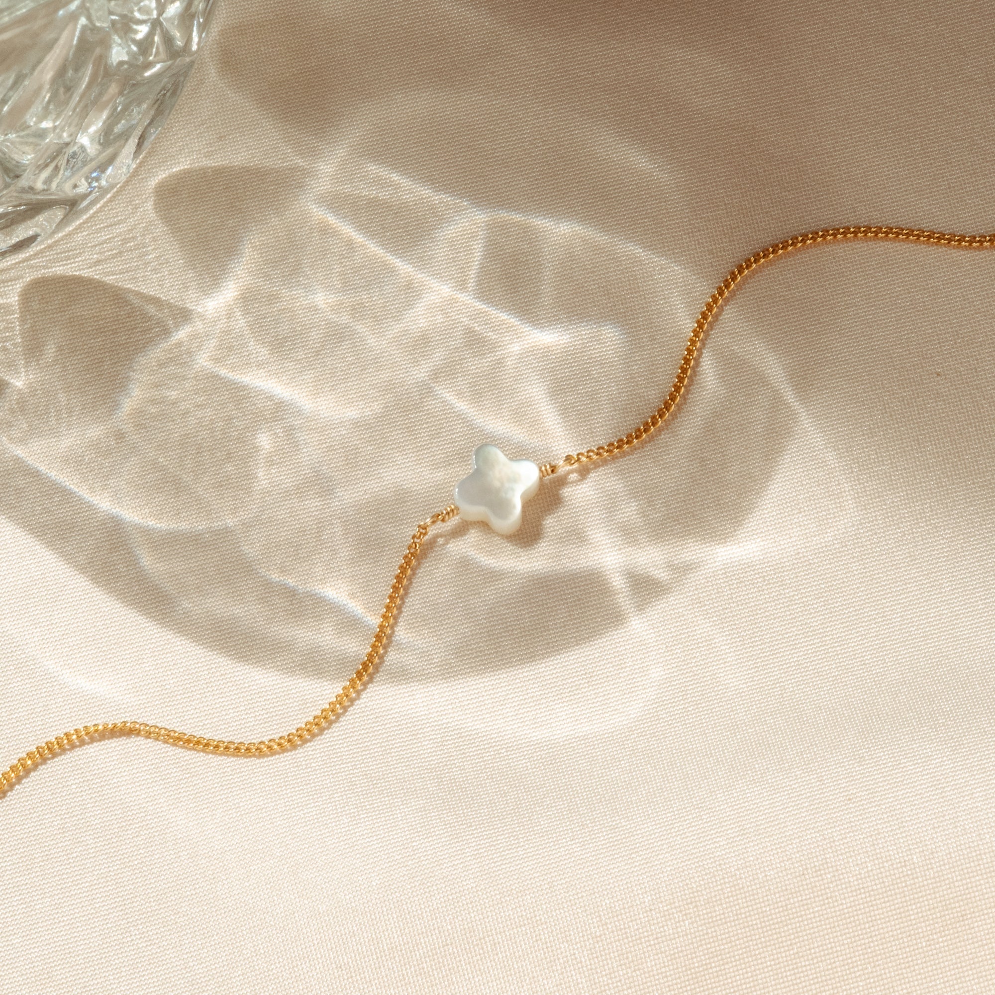 Pearl Clover Bracelet