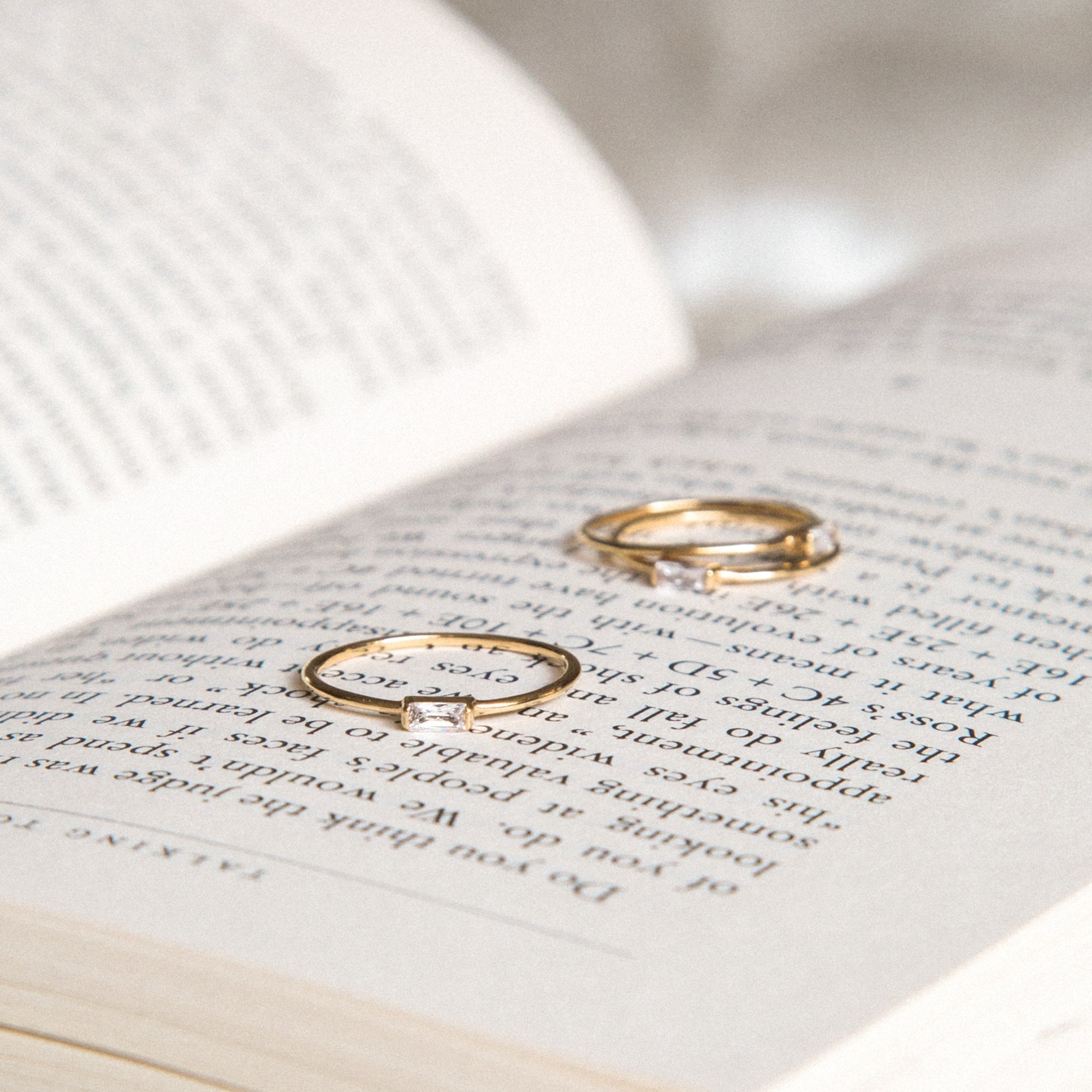 Dainty Baguette Ring