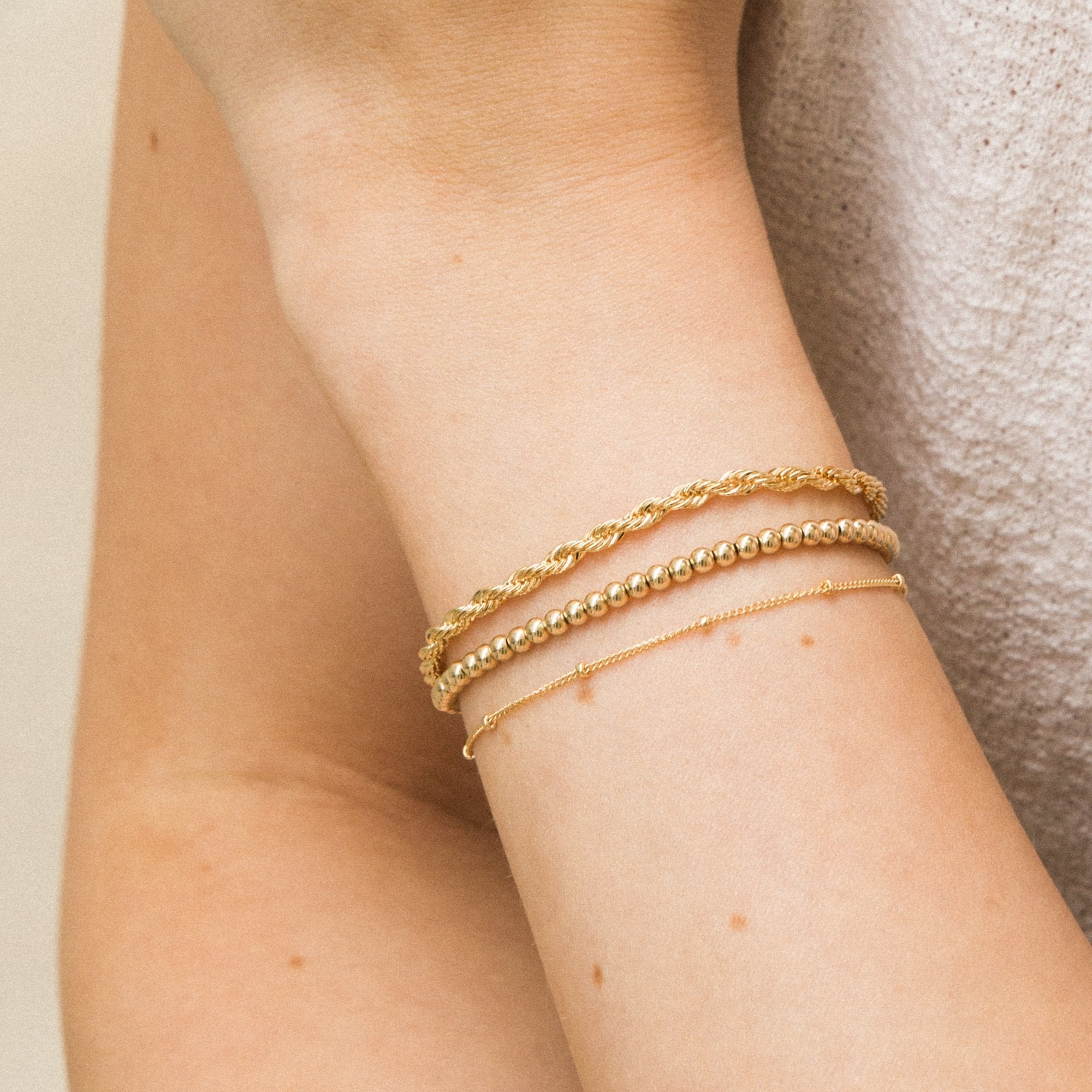 Dainty Satellite Chain Bracelet
