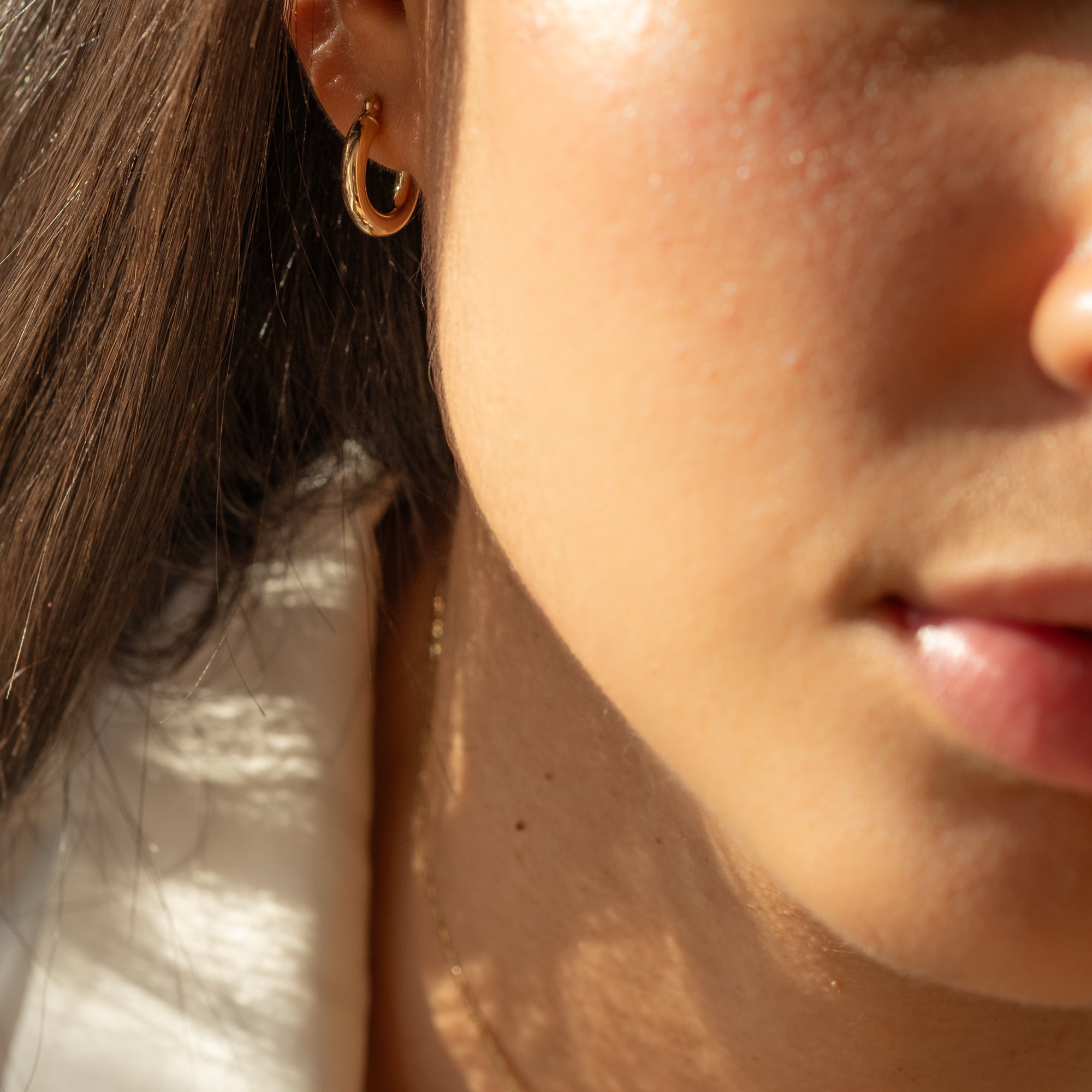 Chunky Everyday Hoop Earrings - 14k Solid Gold