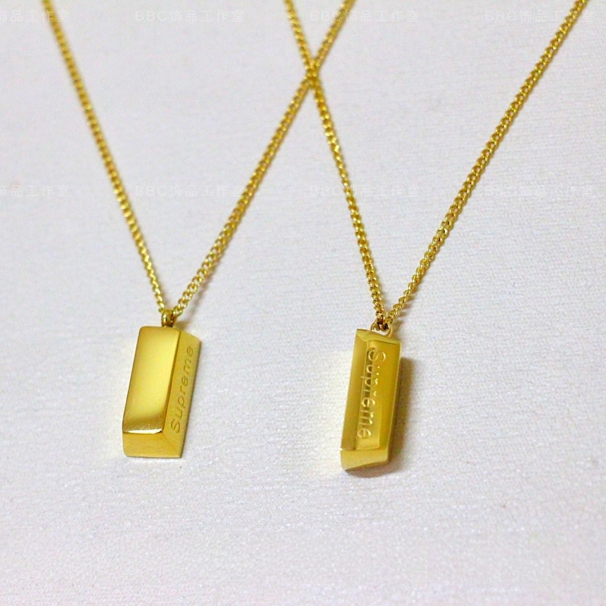 14K Gold Bar Pendant Necklace