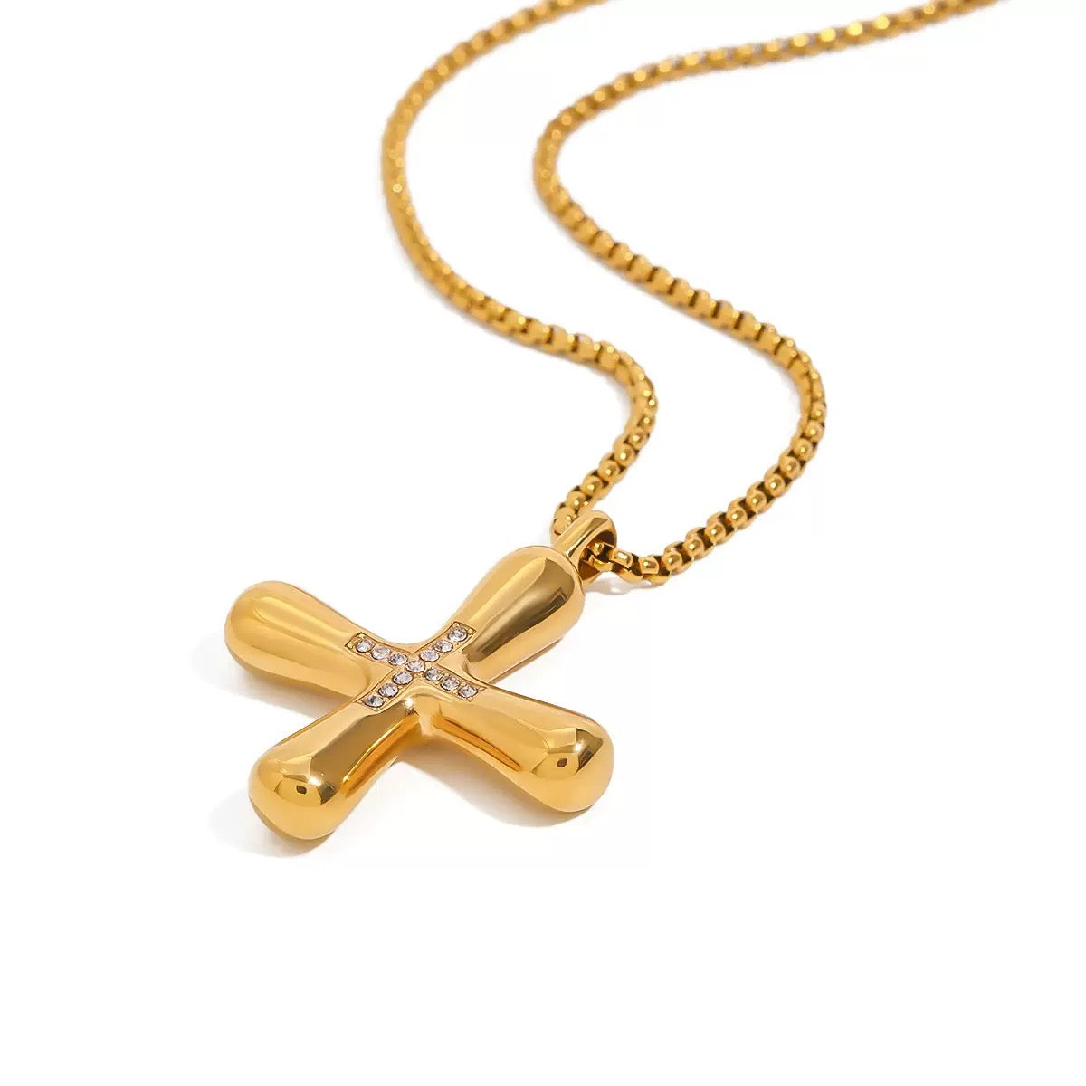 18K Gold Cross Pendant Necklace