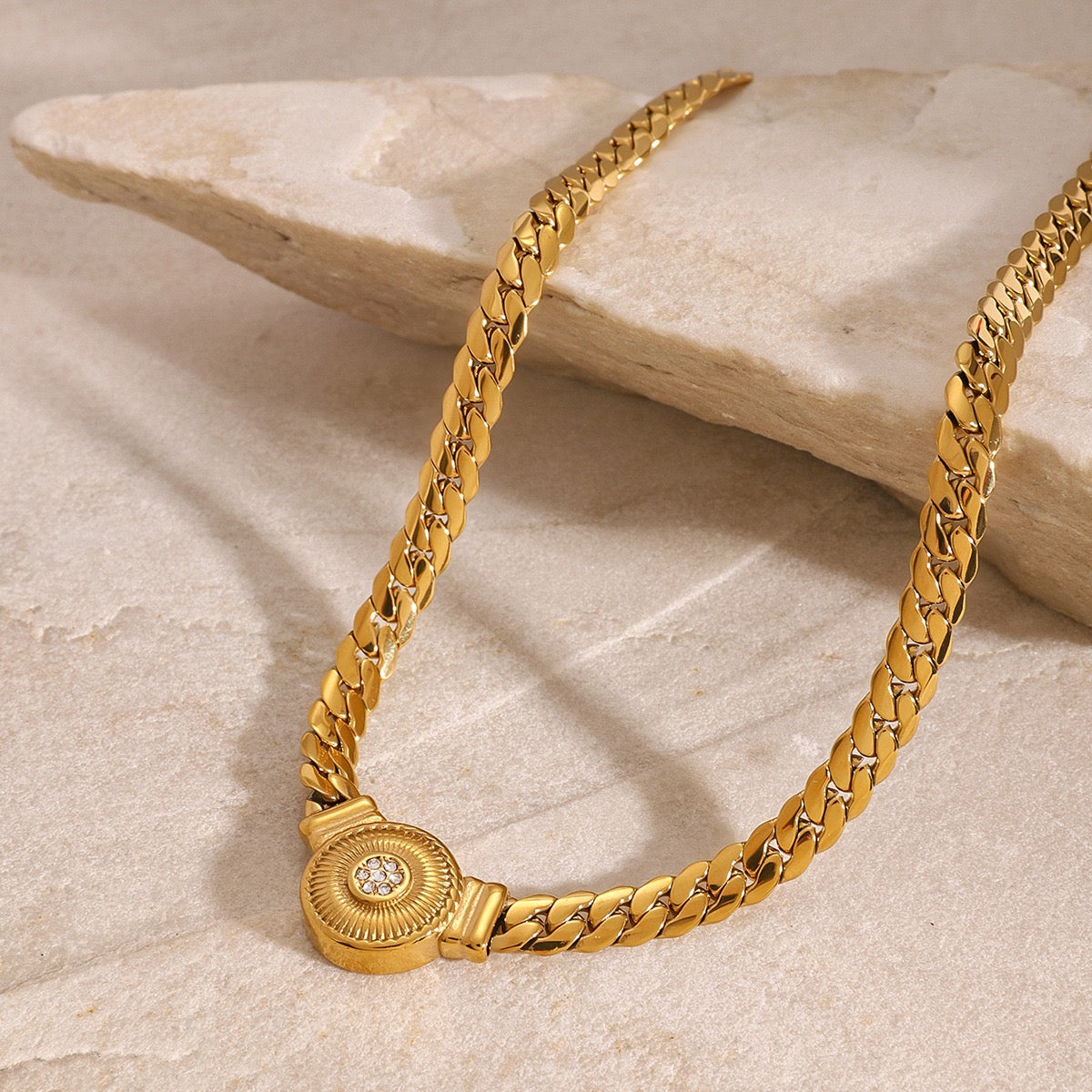 18K Gold Snake Chain with Round Pendant