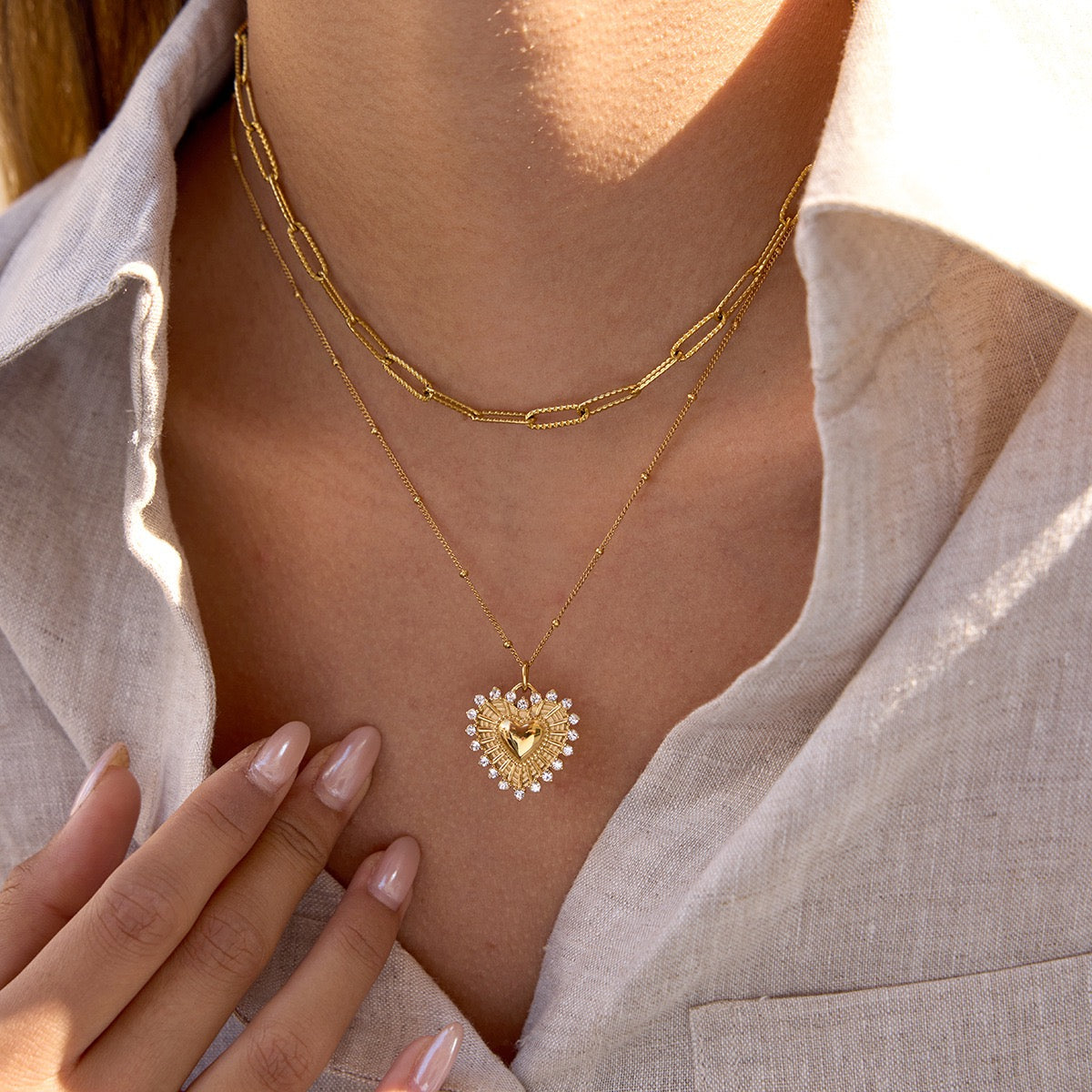 14K Gold Textured Heart Pendant Necklace