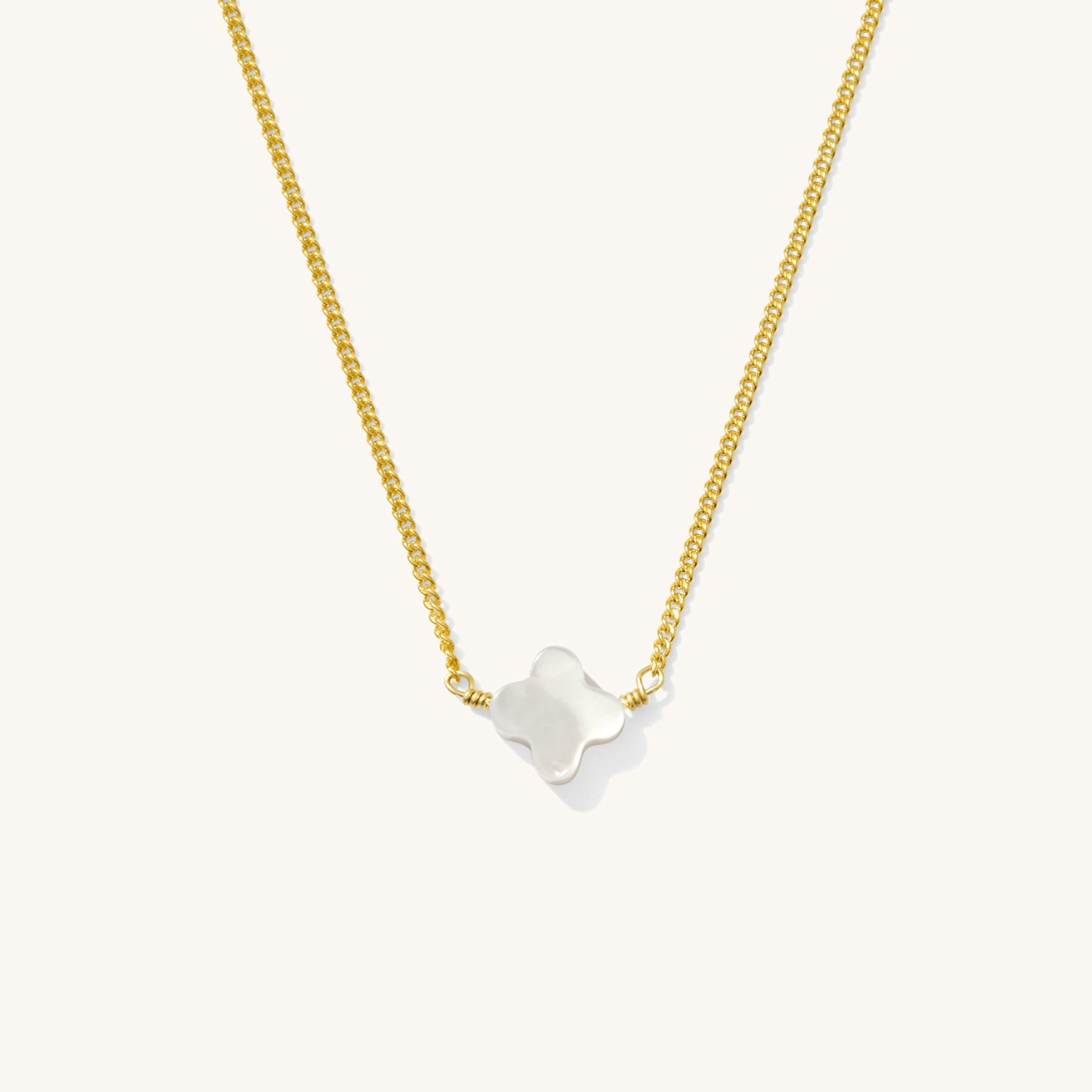 Pearl Clover Necklace