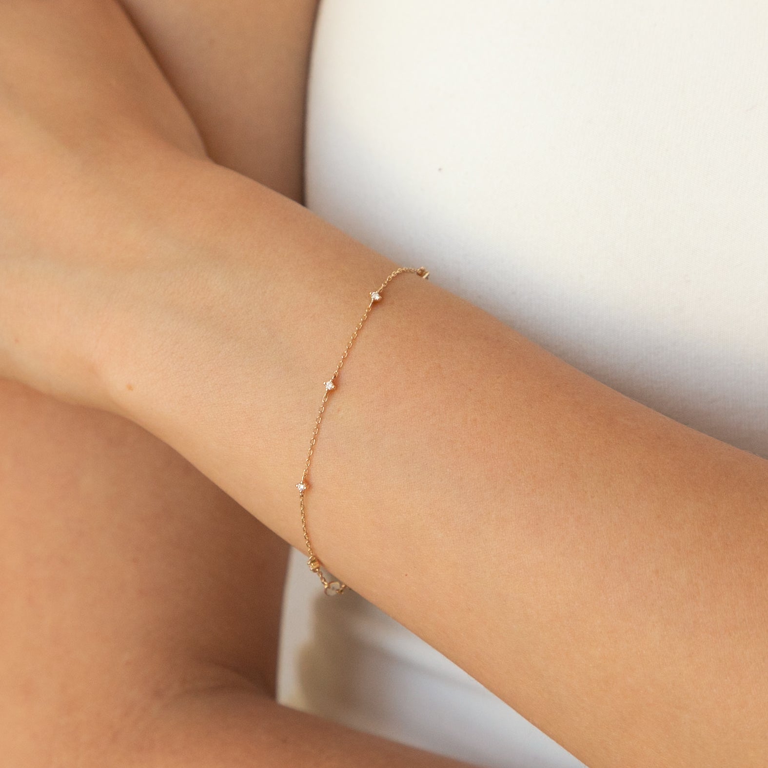 Dainty Diamond Station Bracelet - Reversible