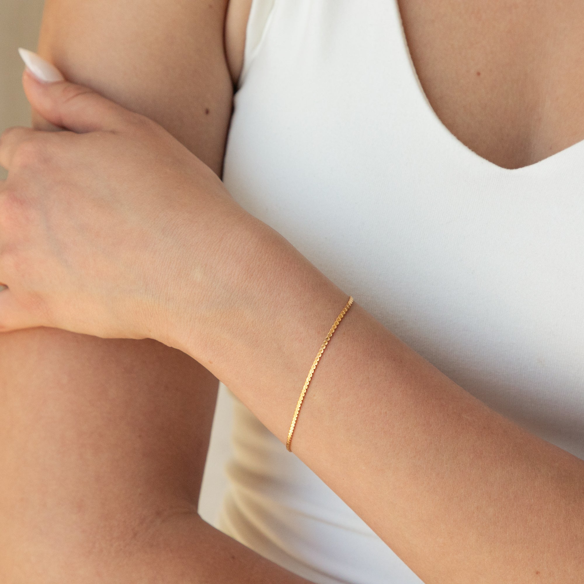 Dainty Serpentine Chain Bracelet