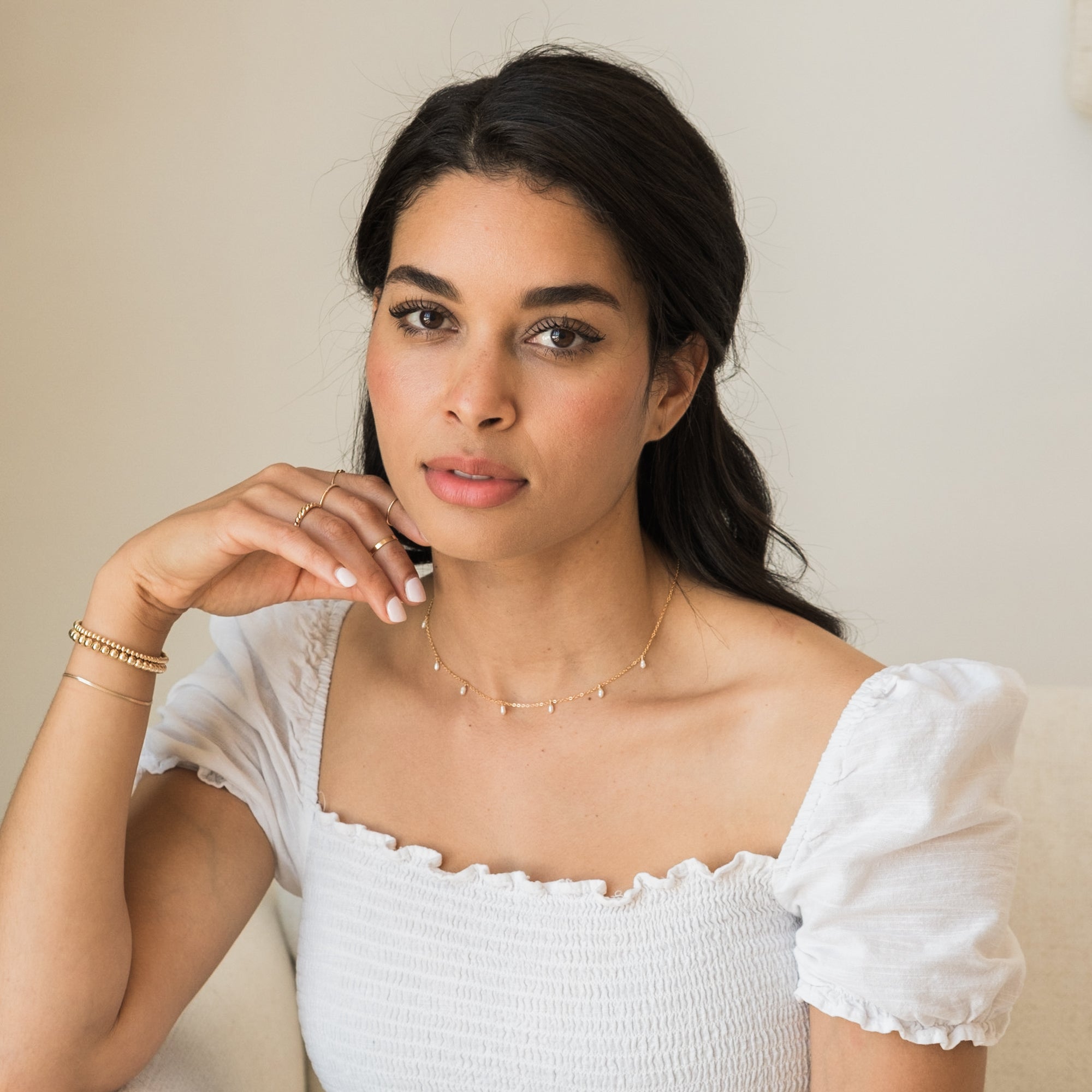 Dangling Pearl Necklace