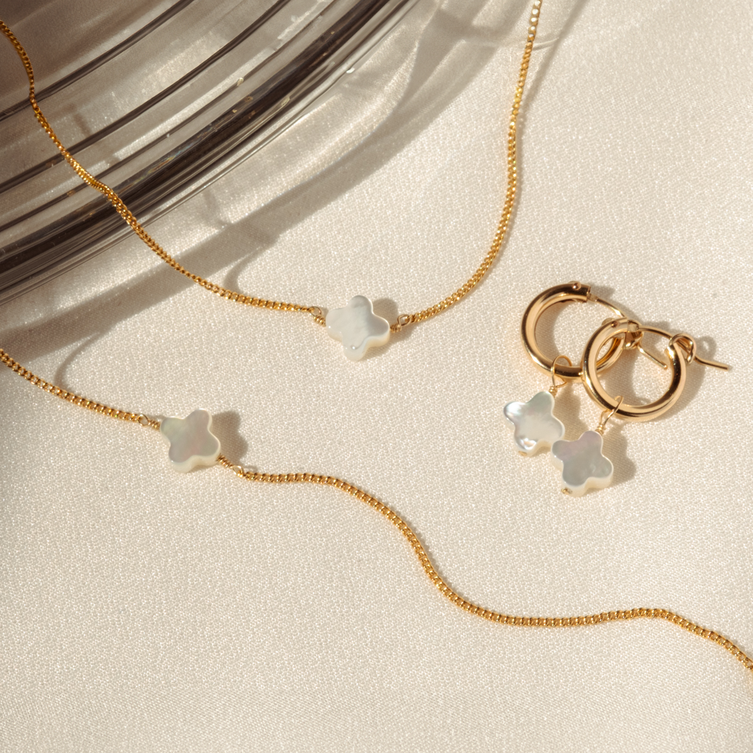 Pearl Clover Bracelet