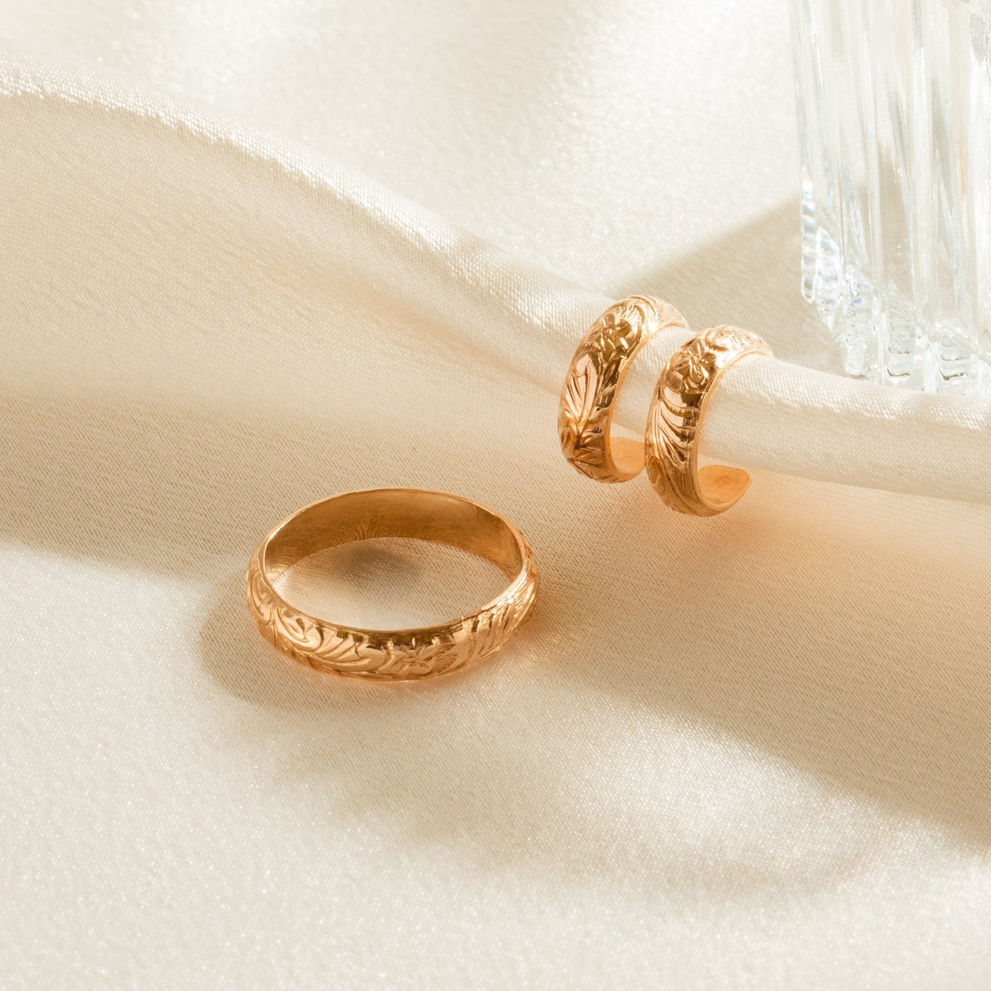 Floral Jewelry Set (Ring + Hoop Earrings)