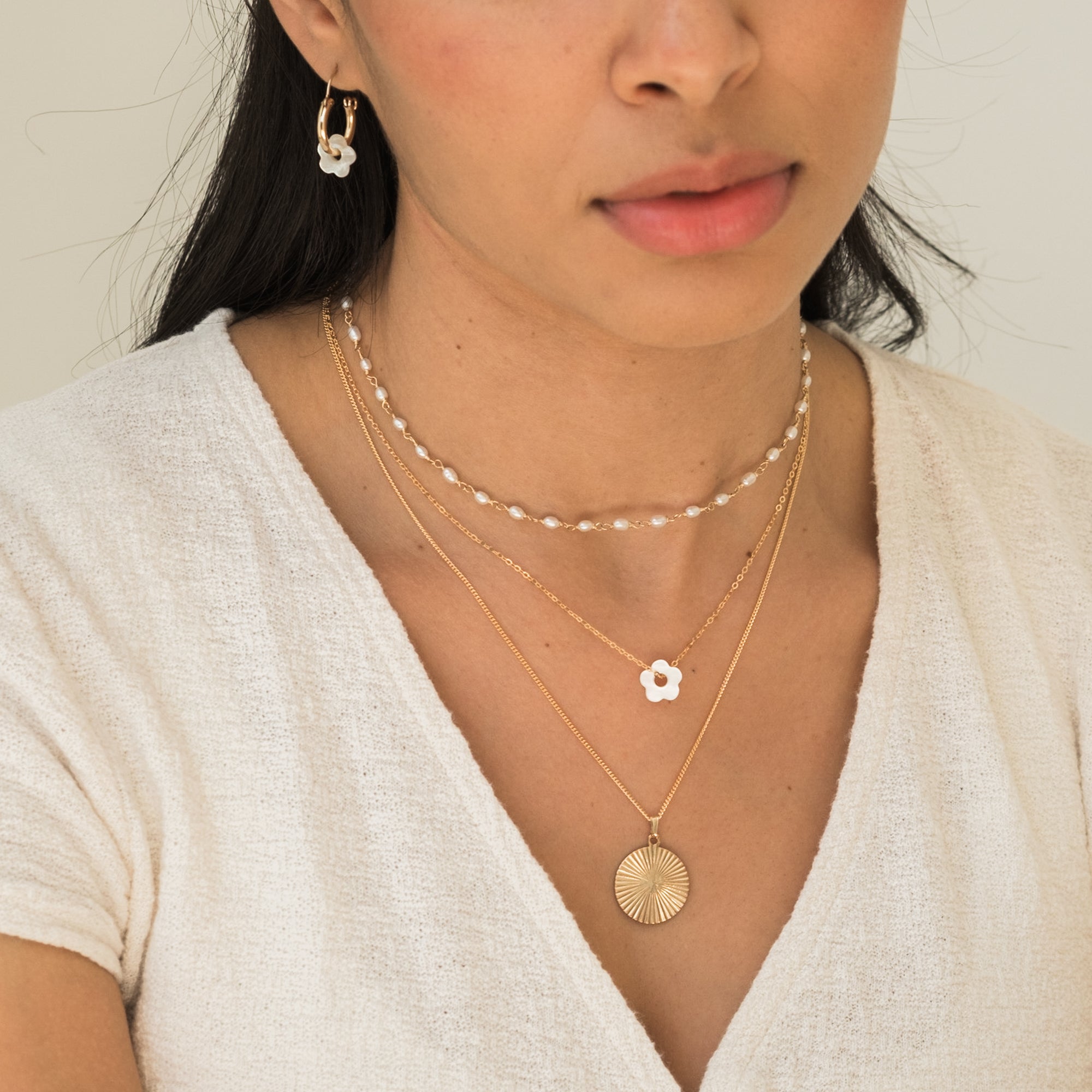Flower Pearl Necklace