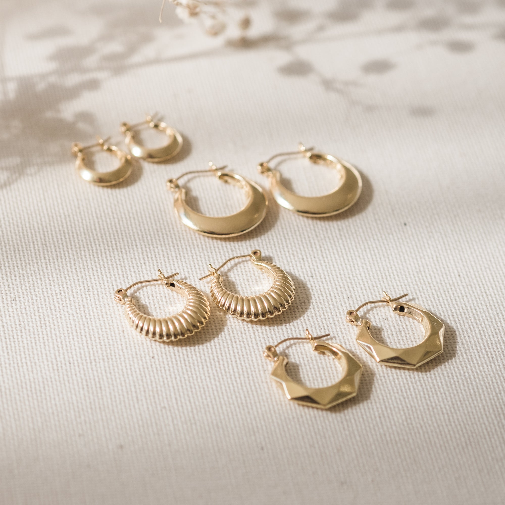 Ribbed Hoop Earrings