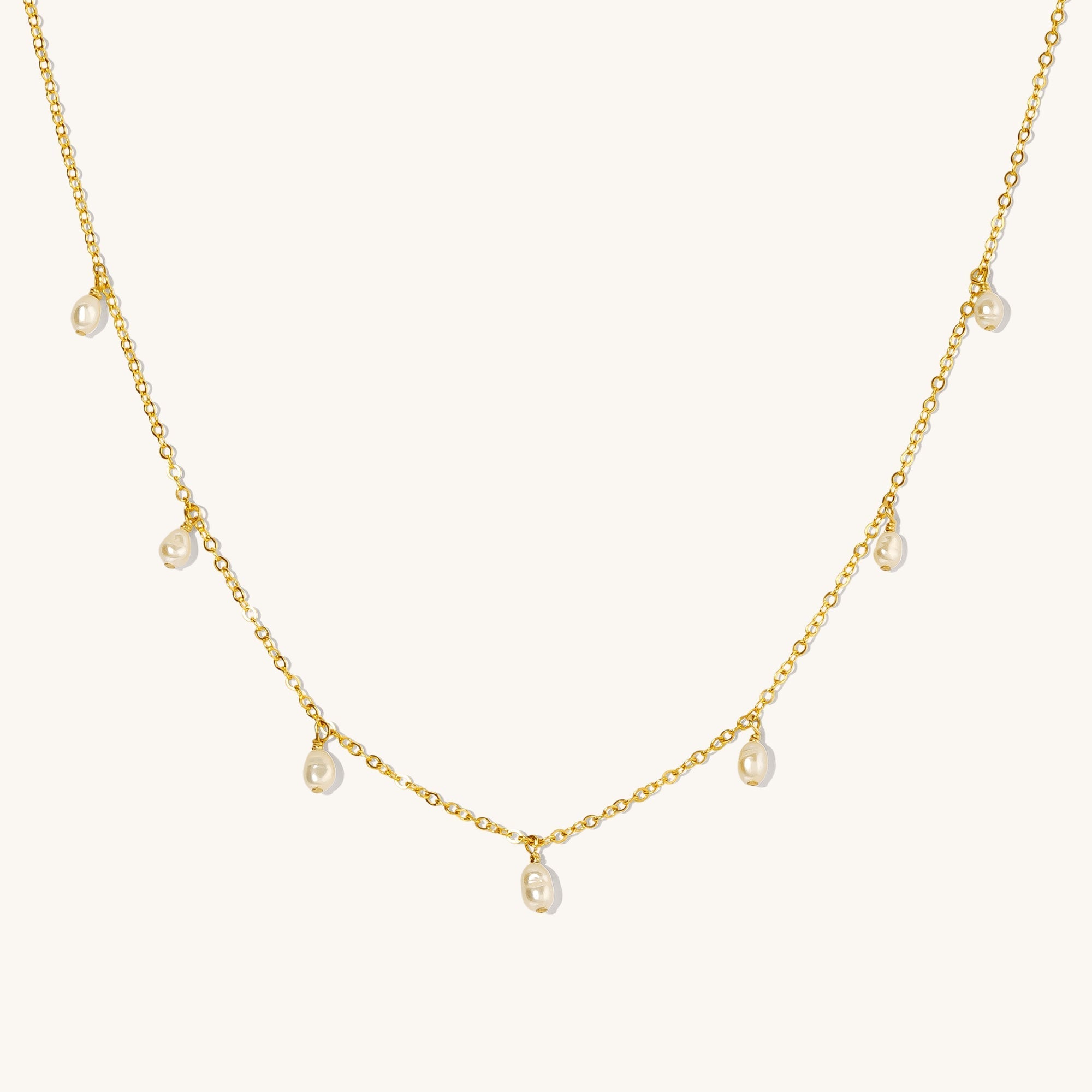 Dangling Pearl Necklace