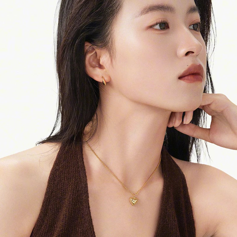 14K Gold Sweetheart Pendant Necklace